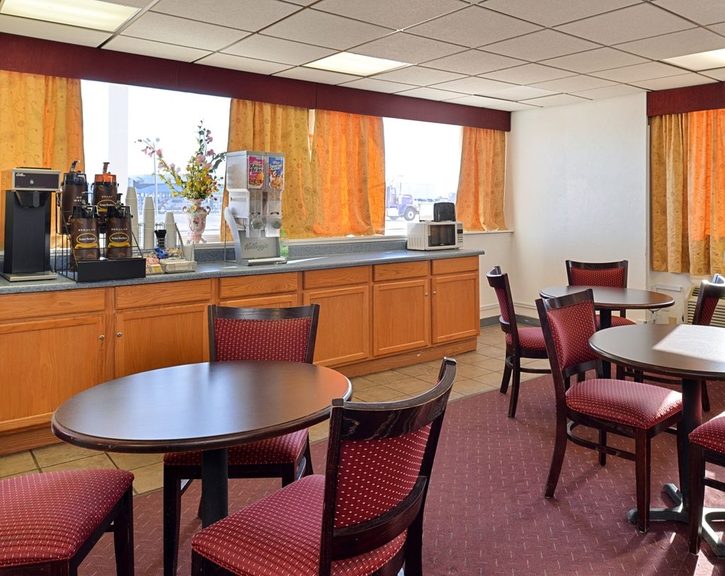 Americas Best Value Inn El Reno المطعم الصورة
